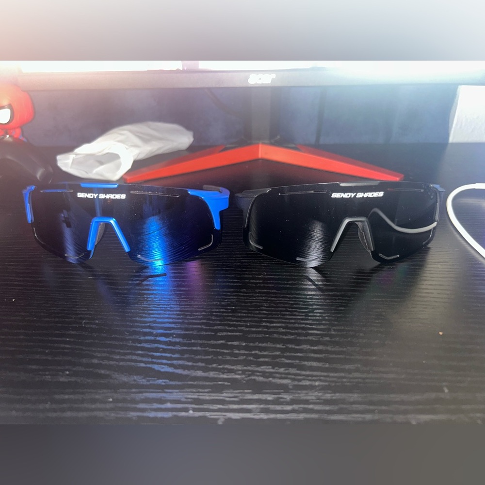 Dual-Tone Sunglasses - Black and Blue